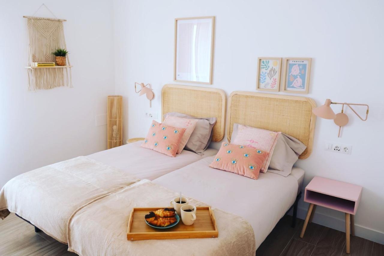 Bright And Modern Apartment In Bilbao City Center Buitenkant foto